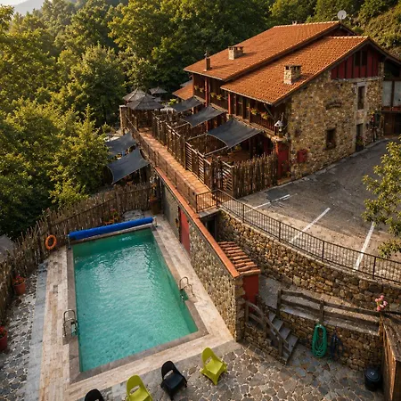 Apartamentos Rurales&Spa La Bárcena-2